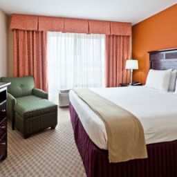 Suite Holiday Inn Express Hotel & Suites CHATTANOOGA-HIXSON Fotos
