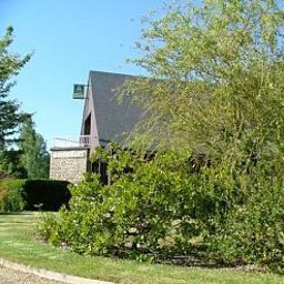 Exterior view Les Dineux Village Fotos