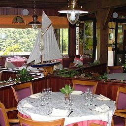 Restaurant Les Dineux Village Fotos