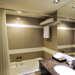 Cuarto de baño Majestic Grande Sukhumvit Fotos