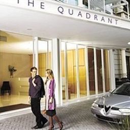  The Quadrant Fotos
