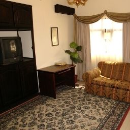 Интерьер Plaza Real Apartments & Suites Fotos