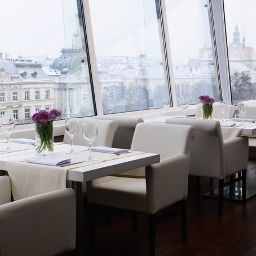 Breakfast room within restaurant Opera Fotos