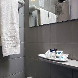 Bathroom Hotel do Mar Fotos