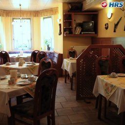 Sala de desayuno en el restaurante Hotel Am Park Pasewalk Fotos