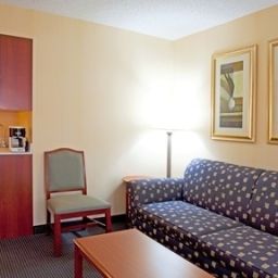 Suite Holiday Inn Express Hotel & Suites BUFFALO-AIRPORT Fotos