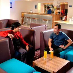 Interior view Holiday Inn Express HEMEL HEMPSTEAD Fotos