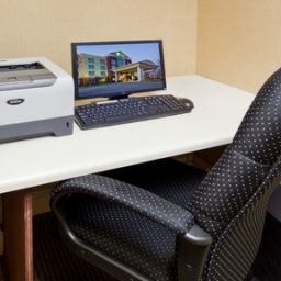  Holiday Inn Express Hotel & Suites I-26 & US 29 AT WESTGATE MALL Fotos