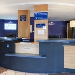 Hall JCT.5 Holiday Inn Express STRATHCLYDE PARK M74 Fotos