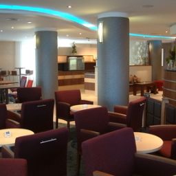 Widok zewnętrzny Holiday Inn Express SWINDON CITY CENTRE Fotos