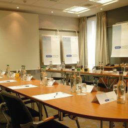 Sala konferencyjna Holiday Inn Express SWINDON CITY CENTRE Fotos