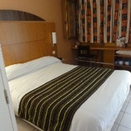 Room Kyriad - Toulouse Balma Fotos