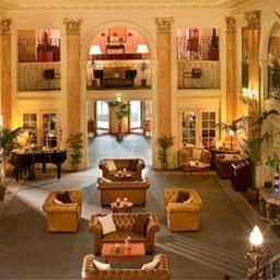 Hall De L Univers Oceania Hotels Fotos