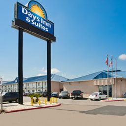 Vue extérieure Days Inn & Suites Laredo Fotos