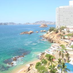 Außenansicht Holiday Inn Resort ACAPULCO Fotos