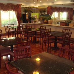 Restauracja La Quinta Inn & Suites Kingwood Fotos