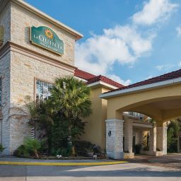 Widok zewnętrzny La Quinta Inn & Suites Kingwood Fotos