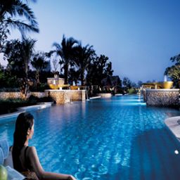 Pool Mega Kuningan The Ritz-Carlton Jakarta Fotos