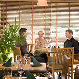 Frühstücksraum im Restaurant ibis Laval Le Relais d'Armor Fotos