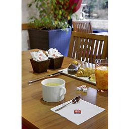 Salle du petit-déjeuner située dans le restaurant ibis Avignon Centre Pont de l'Europe Fotos