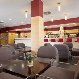 Bar Holiday Inn Express MALAGA AIRPORT Fotos