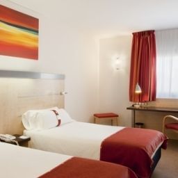 Zimmer Holiday Inn Express MALAGA AIRPORT Fotos