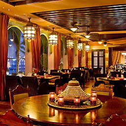Salle du petit-déjeuner située dans le restaurant Sofitel Cairo El Gezirah Fotos