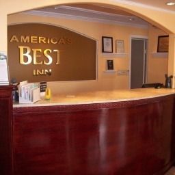 Halle America's Best Inns Huntsville Fotos