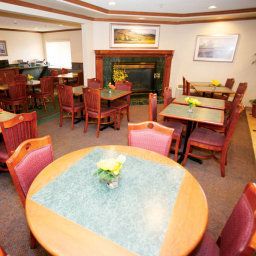 Restaurante La Quinta Inn Milwaukee West Brookfield Fotos