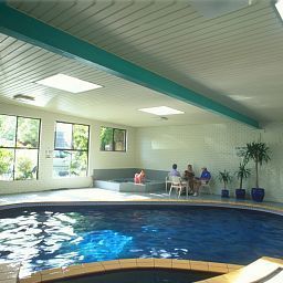 Piscina Best Western Plus The Tudor Box Hill Fotos