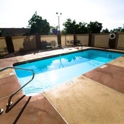 Pool Holiday Inn Express SANTA FE CERRILLOS Fotos