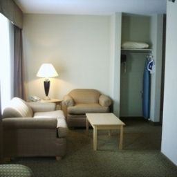 Suite Holiday Inn Express Hotel & Suites RALEIGH NORTH - WAKE FOREST Fotos
