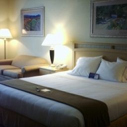 Room Holiday Inn Express Hotel & Suites RALEIGH NORTH - WAKE FOREST Fotos