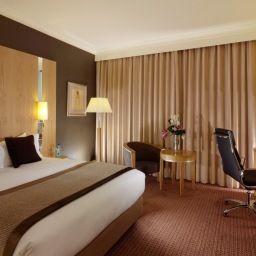 Room Crowne Plaza LONDON - EALING Fotos