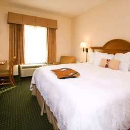 Zimmer Hampton Inn  Suites Orlando International Drive North FL Fotos