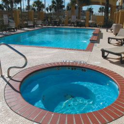 Pool La Quinta Inn & Suites Houston NASA Seabrook Fotos