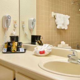 Zimmer Ramada Maingate West Kissimmee Fotos