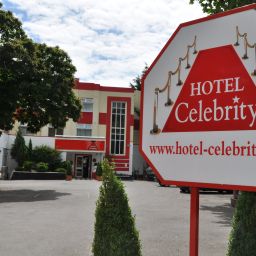  Hotel Celebrity Formerly The Quality Fotos