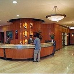 Ресепшен Quality Inn Sabari Fotos