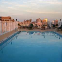 Pool DoubleTree by Hilton Richmond Downtown Fotos