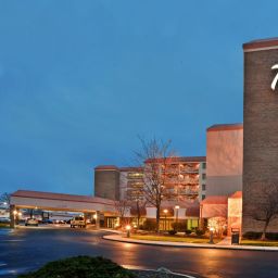 Exterior view Radisson Hotel Cleveland Airport West Fotos