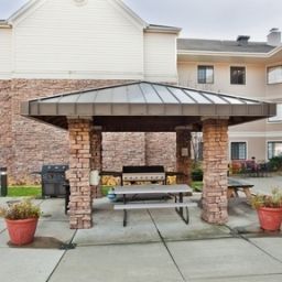 Außenansicht Staybridge Suites GRAND RAPIDS-KENTWOOD Fotos