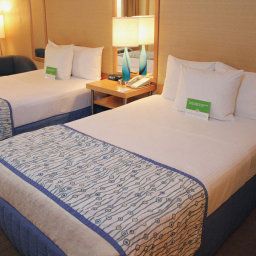Номер La Quinta Inn & Suites Miami Lakes Fotos