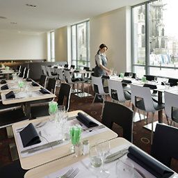 Breakfast room within restaurant Novotel Brussels Centre Tour Noire Fotos