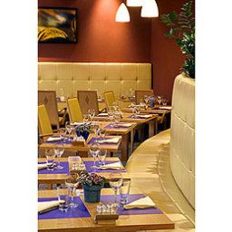 Salle du petit-déjeuner située dans le restaurant Novotel Paris Porte d'Italie Fotos