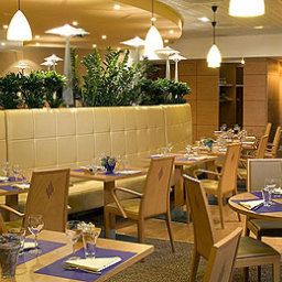 Salle du petit-déjeuner située dans le restaurant Novotel Paris Porte d'Italie Fotos