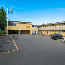 Exterior view Comfort Inn North Shore Fotos