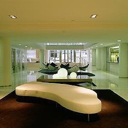 Hall Ayre Caspe Fotos