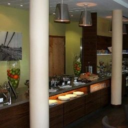 Buffet Hilton Garden Inn Bristol City Centre Fotos