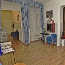 Hall Nuovo Albergo Centro Fotos